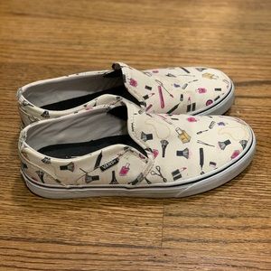 Makeup Slip On Vans 💄